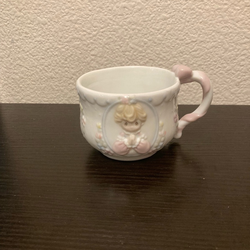 Vintage 1994 Precious Moments cup